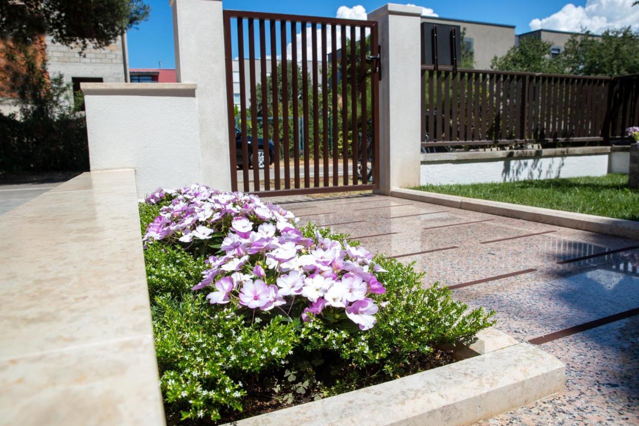 Studio Noah Rovinj Exterior foto